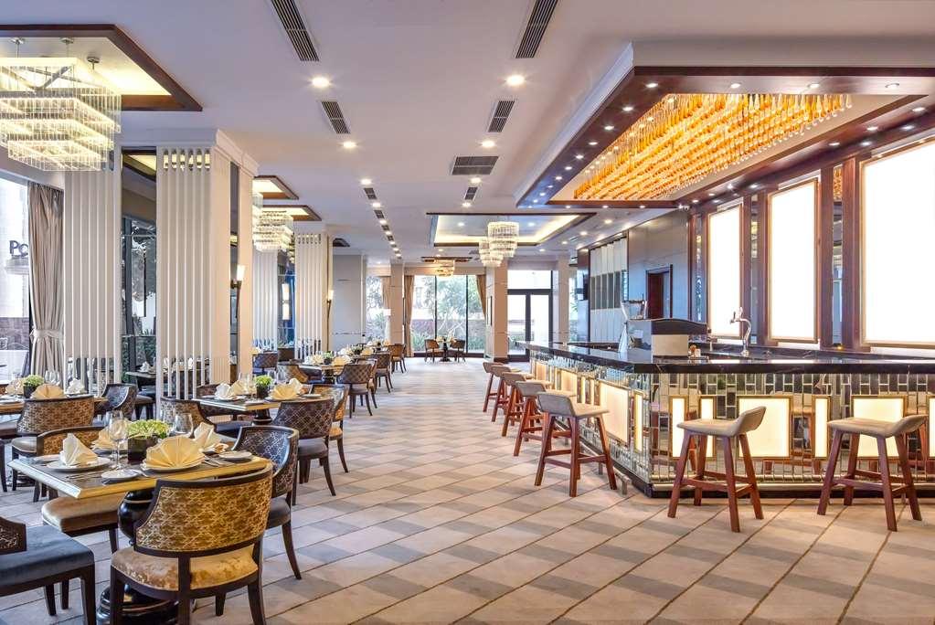 Hotel Melia Vinpearl Nha Trang Empire Restaurant foto